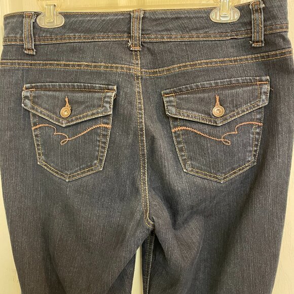 NINE WEST JEANS, SIZE 12, BOOT CUT, BLUE DARK WASH - Picture 4 of 7